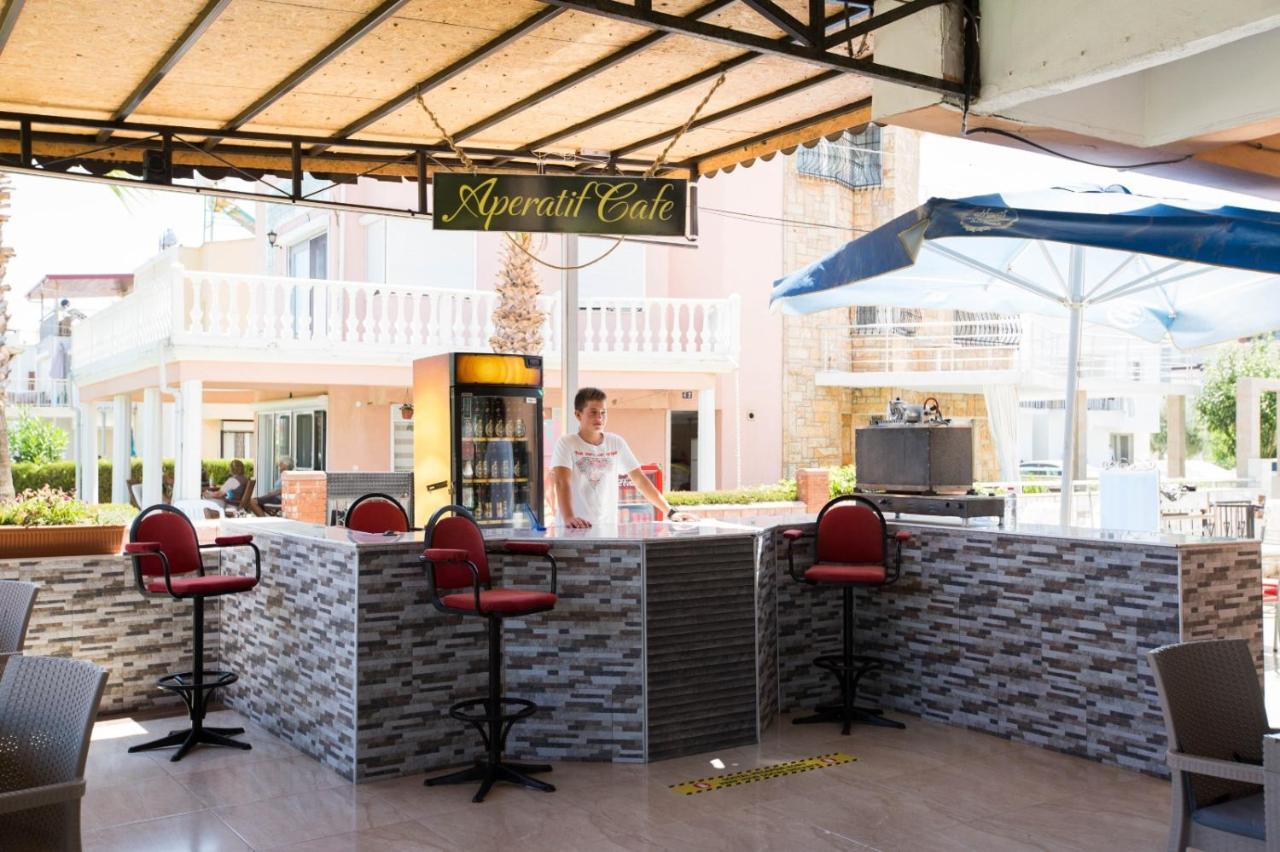 Holiday Hotel Kusadasi Exterior foto