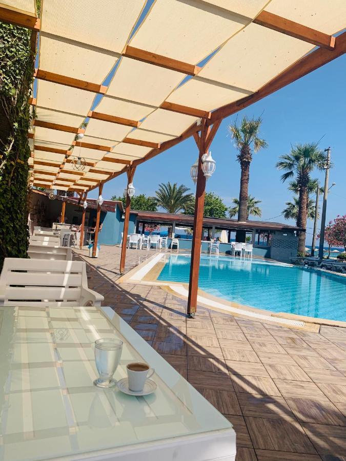 Holiday Hotel Kusadasi Exterior foto